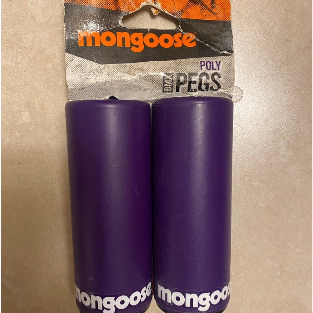 Mongoose Mid-School Poly BMX Pegs